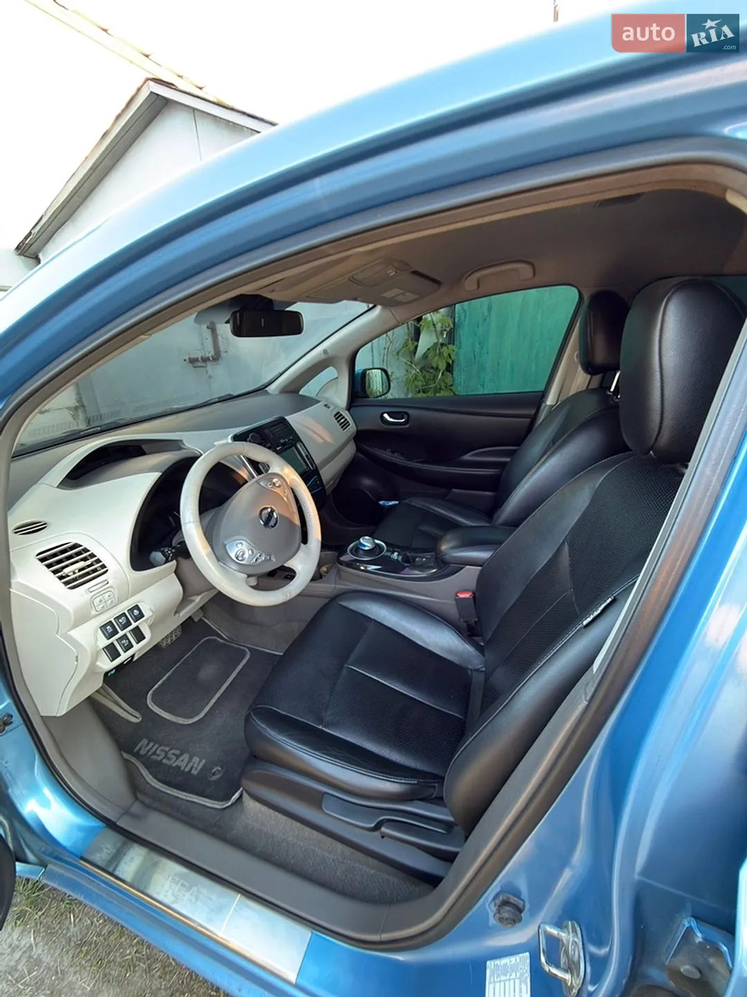 2012 Nissan Leaf - мініатюра 13