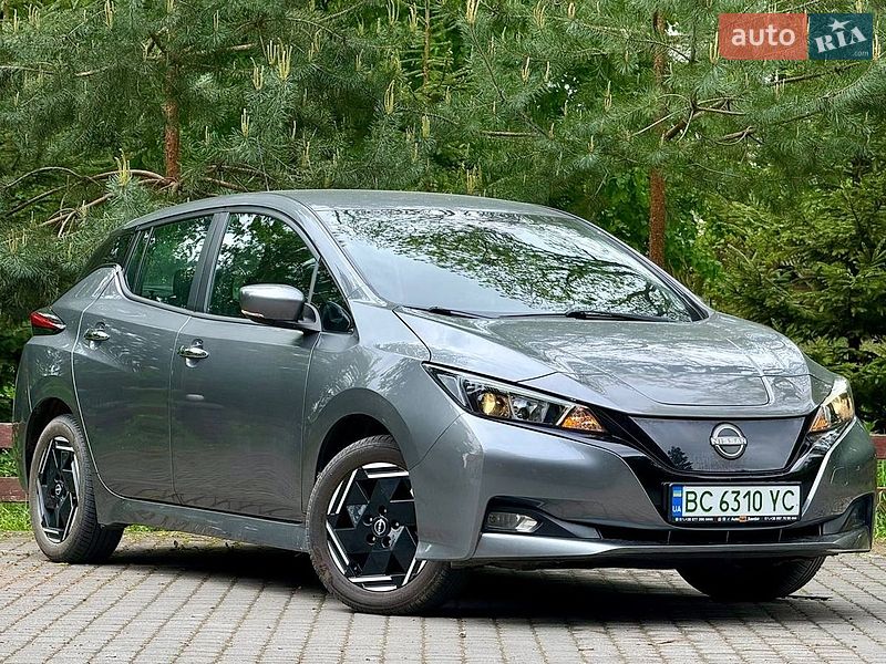 Хетчбек Nissan Leaf 2022 в Самборі