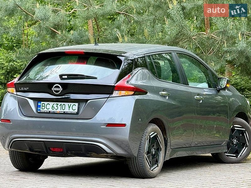 Хетчбек Nissan Leaf 2022 в Самборі