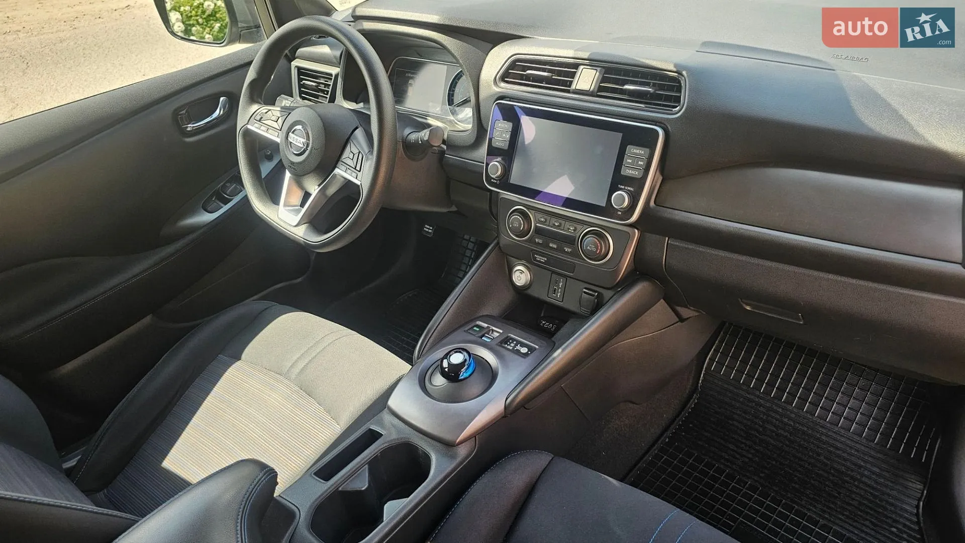 2020 Nissan Leaf - мініатюра 26
