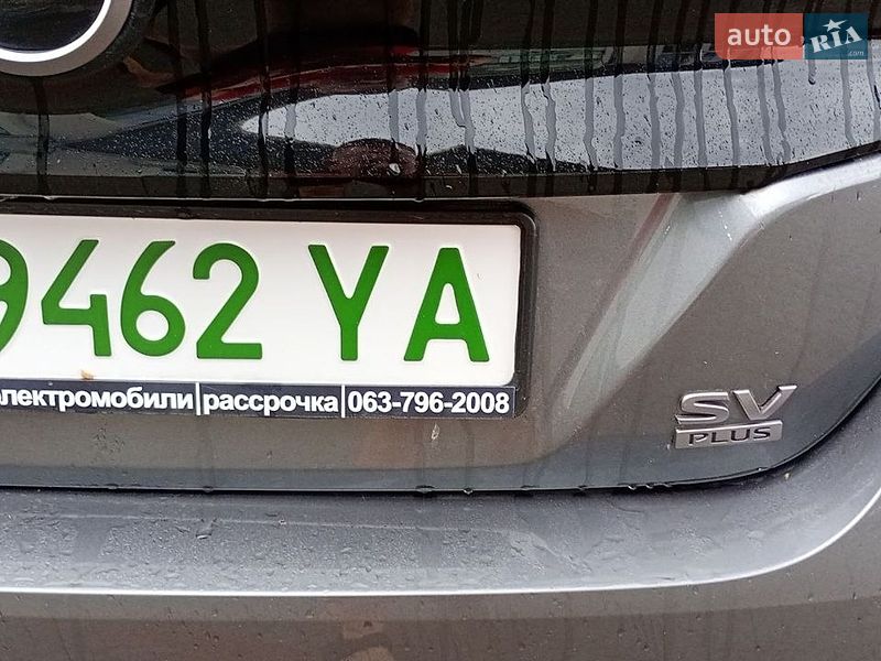 Хетчбек Nissan Leaf 2023 в Дніпрі