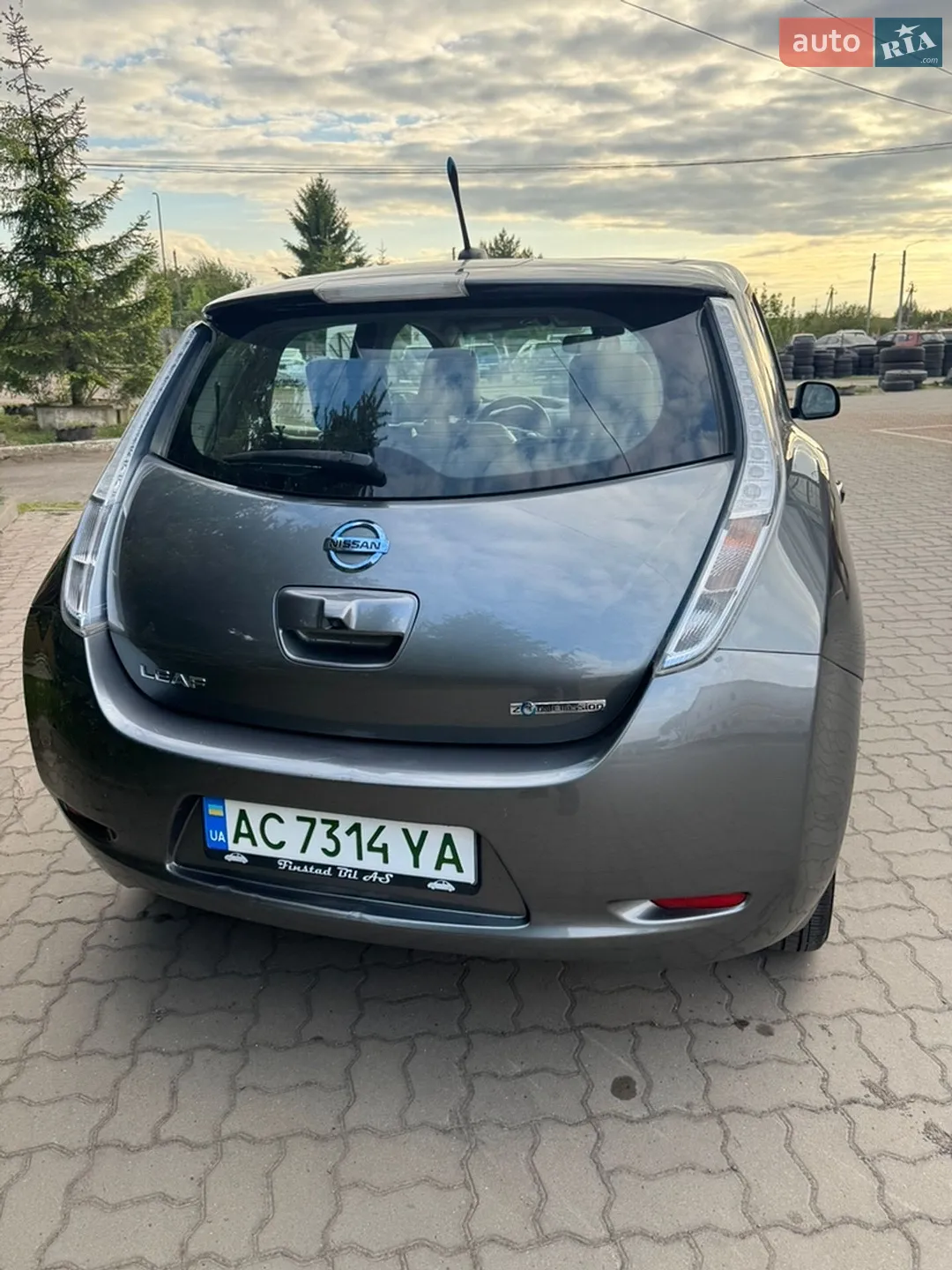 2014 Nissan Leaf - мініатюра 9