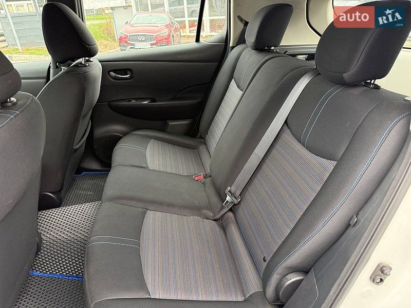 Хэтчбек Nissan Leaf 2019 в Житомире