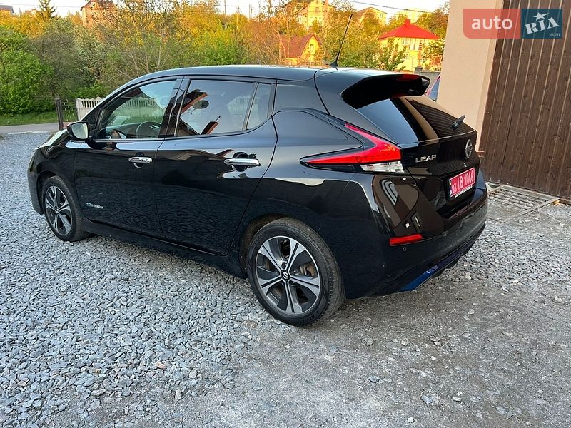 Хетчбек Nissan Leaf 2018 в Рівному