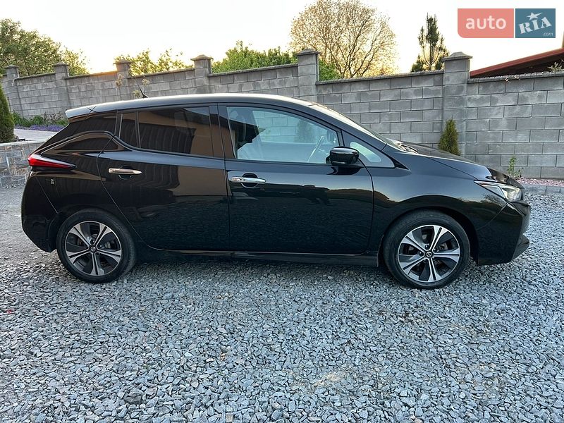 Хетчбек Nissan Leaf 2018 в Рівному