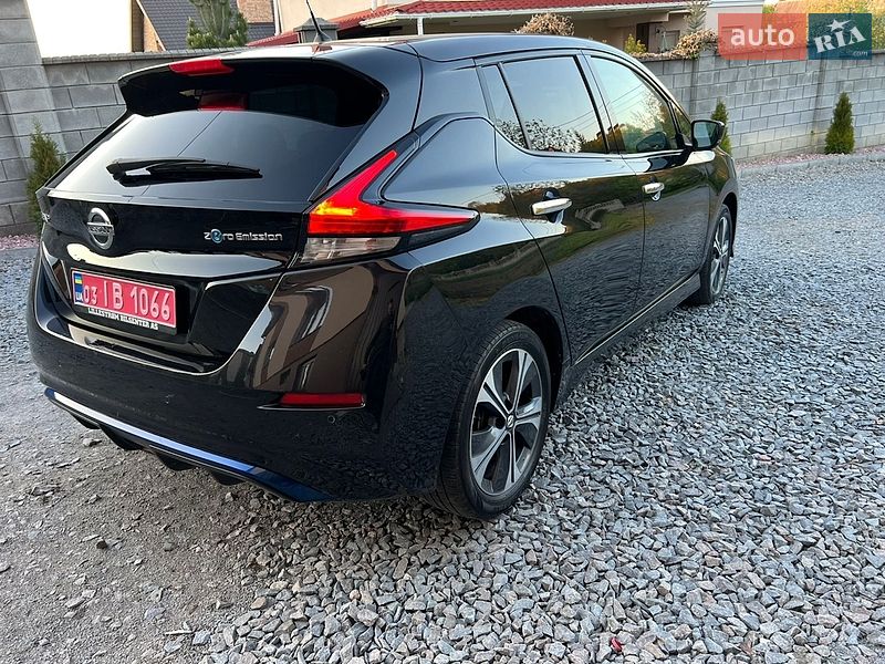 Хетчбек Nissan Leaf 2018 в Рівному