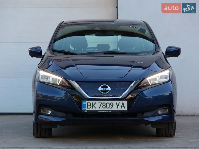 Хетчбек Nissan Leaf 2021 в Сарнах