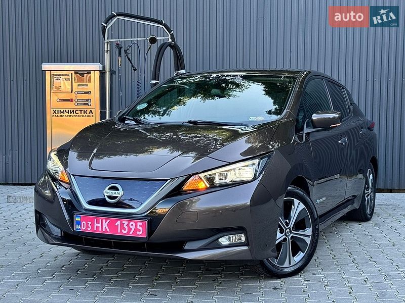 Хэтчбек Nissan Leaf 2018 в Дрогобыче