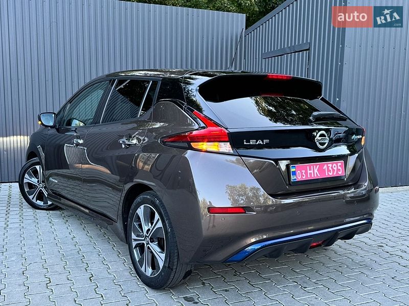 Хэтчбек Nissan Leaf 2018 в Дрогобыче