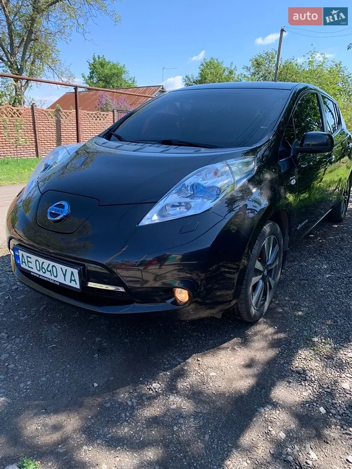 2016 Nissan Leaf - мініатюра 28