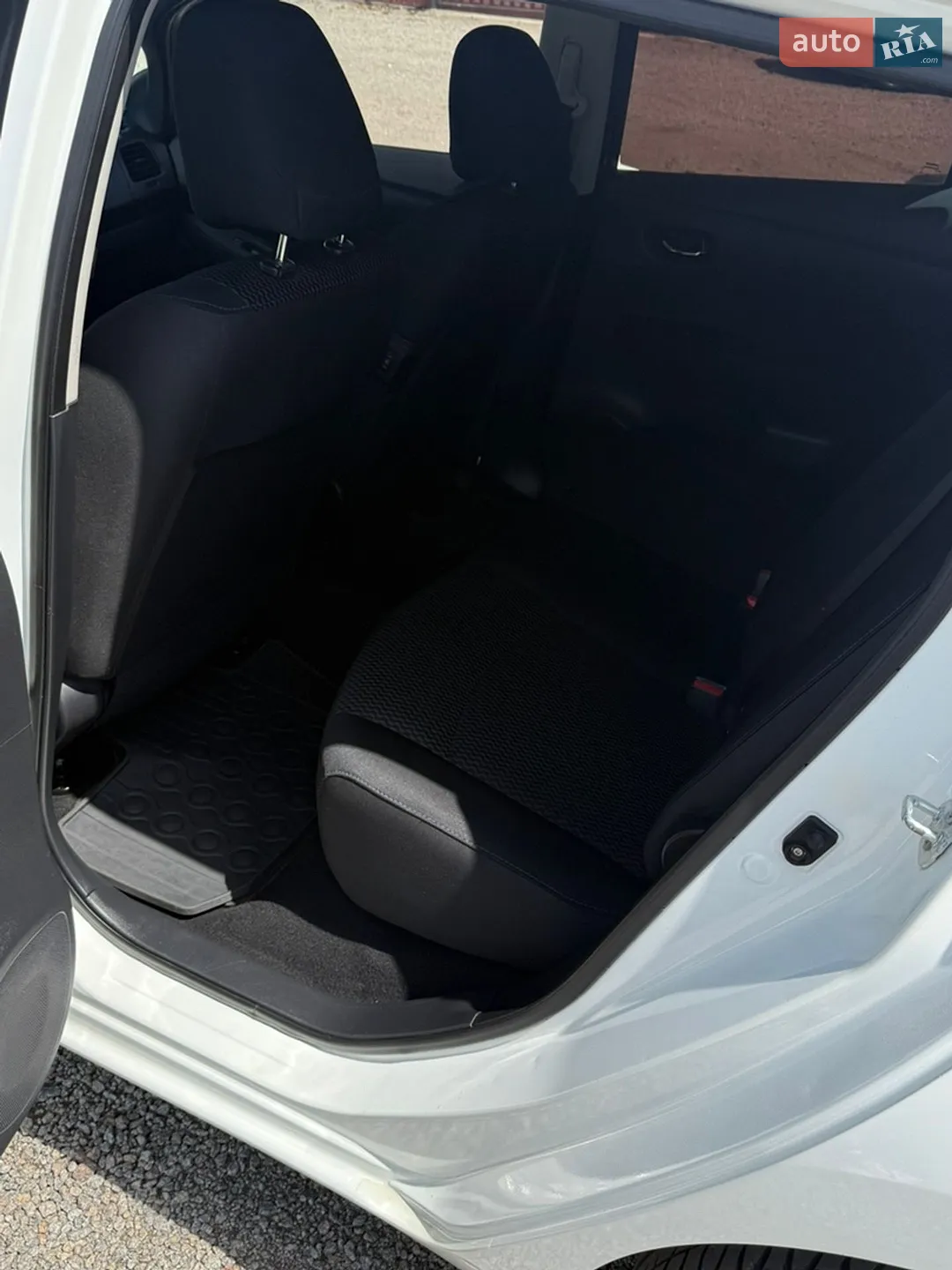 2013 Nissan Leaf - мініатюра 14