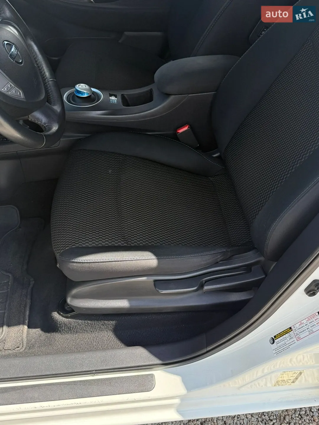 2013 Nissan Leaf - мініатюра 12