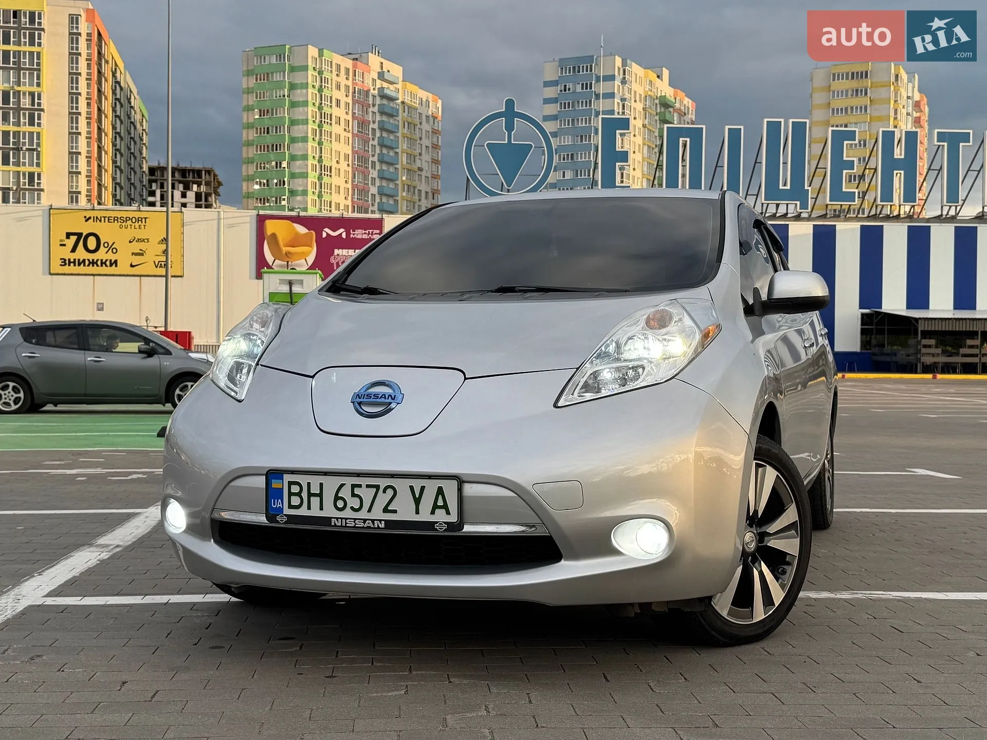 2015 Nissan Leaf - мініатюра 9