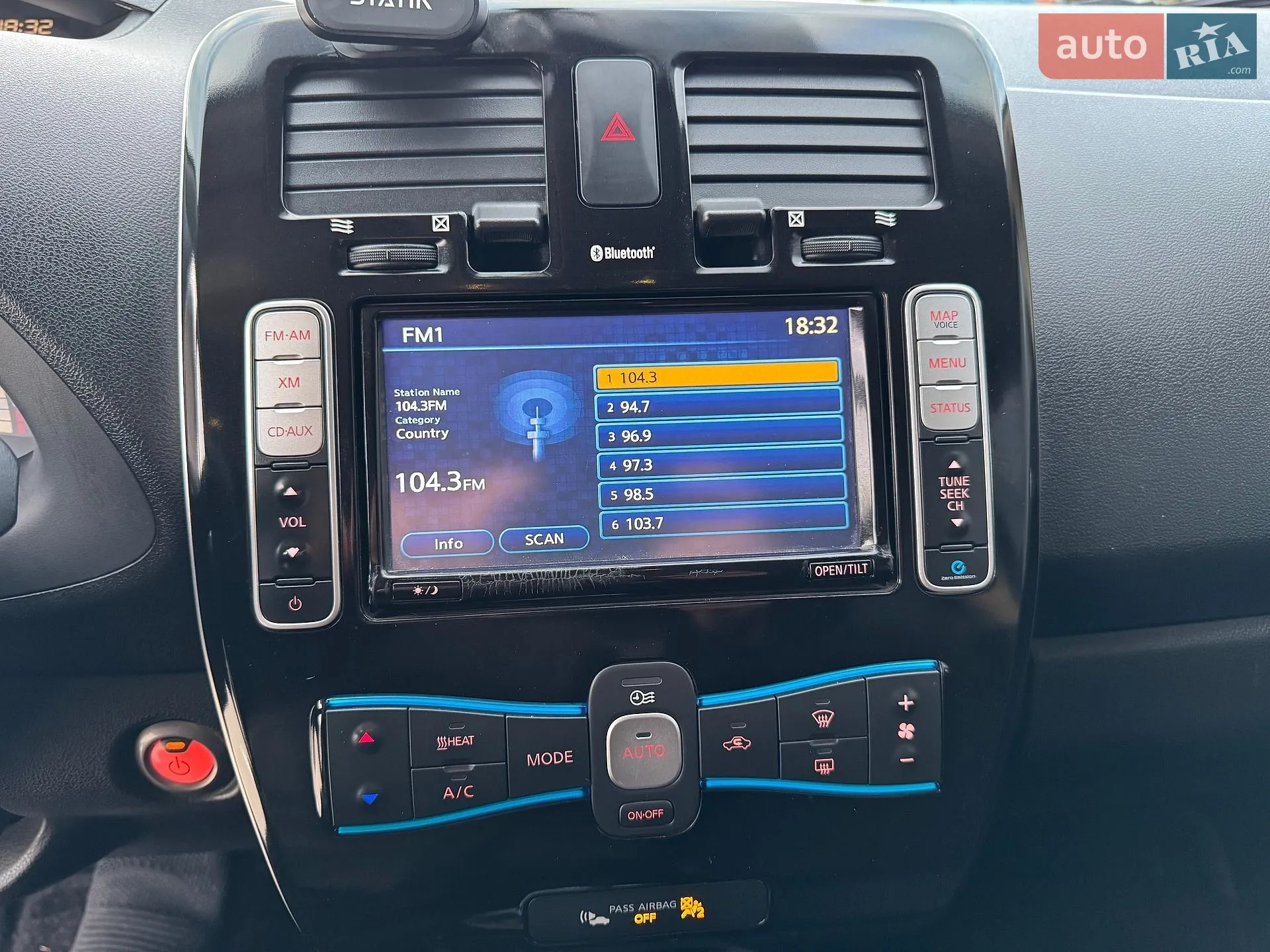 2015 Nissan Leaf - мініатюра 20