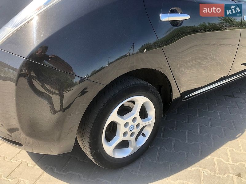 Хетчбек Nissan Leaf 2014 в Вінниці