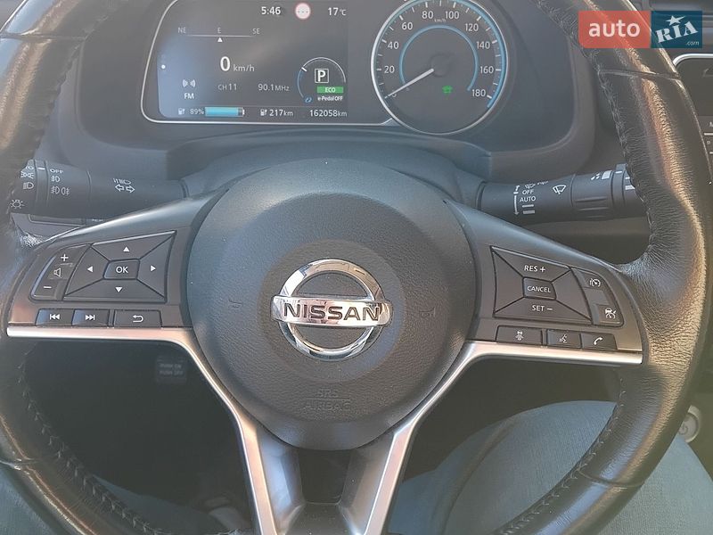 Хетчбек Nissan Leaf 2018 в Дніпрі