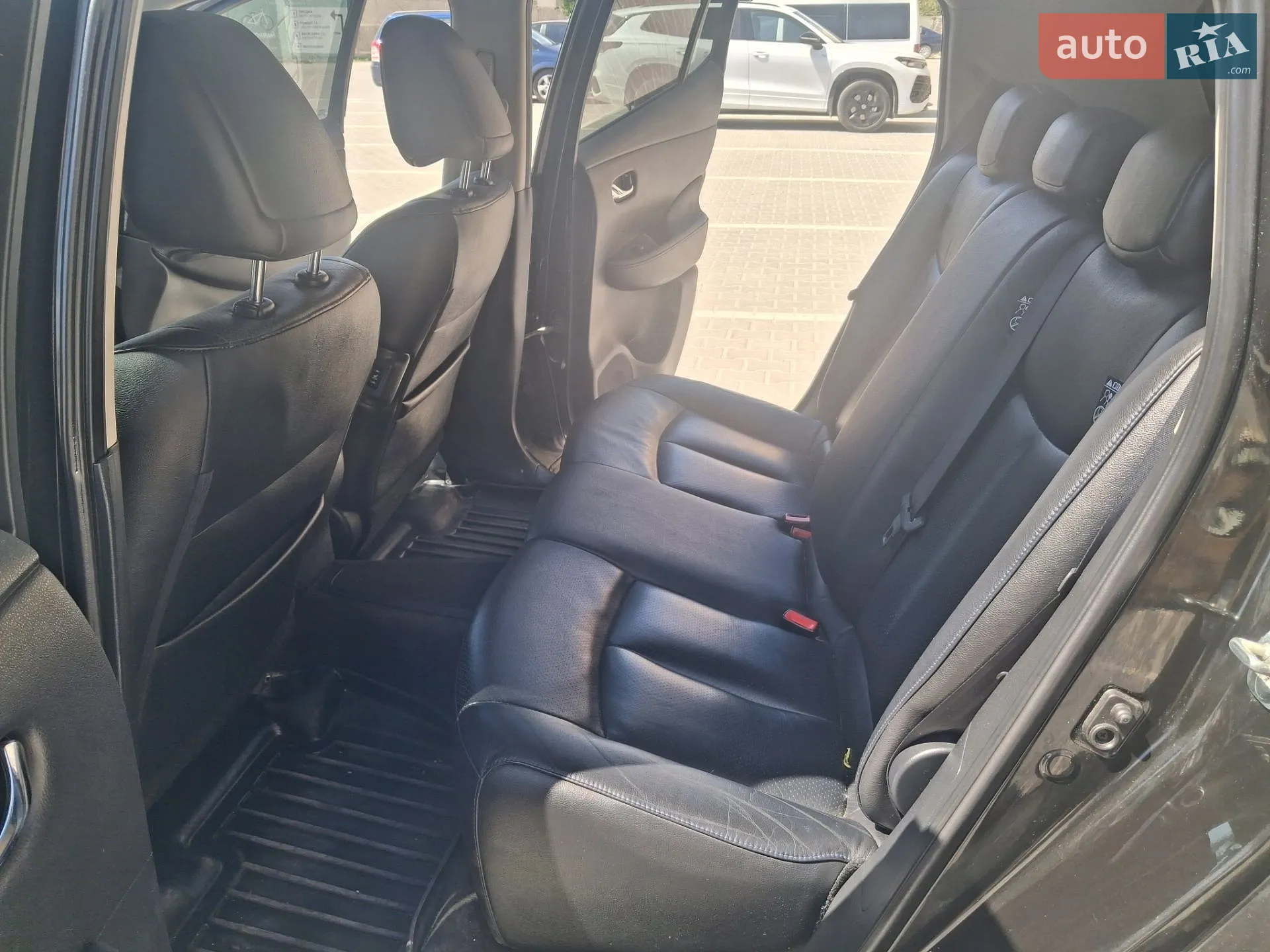 2014 Nissan Leaf - мініатюра 36