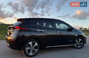 Хетчбек Nissan Leaf 2018 в Трускавці