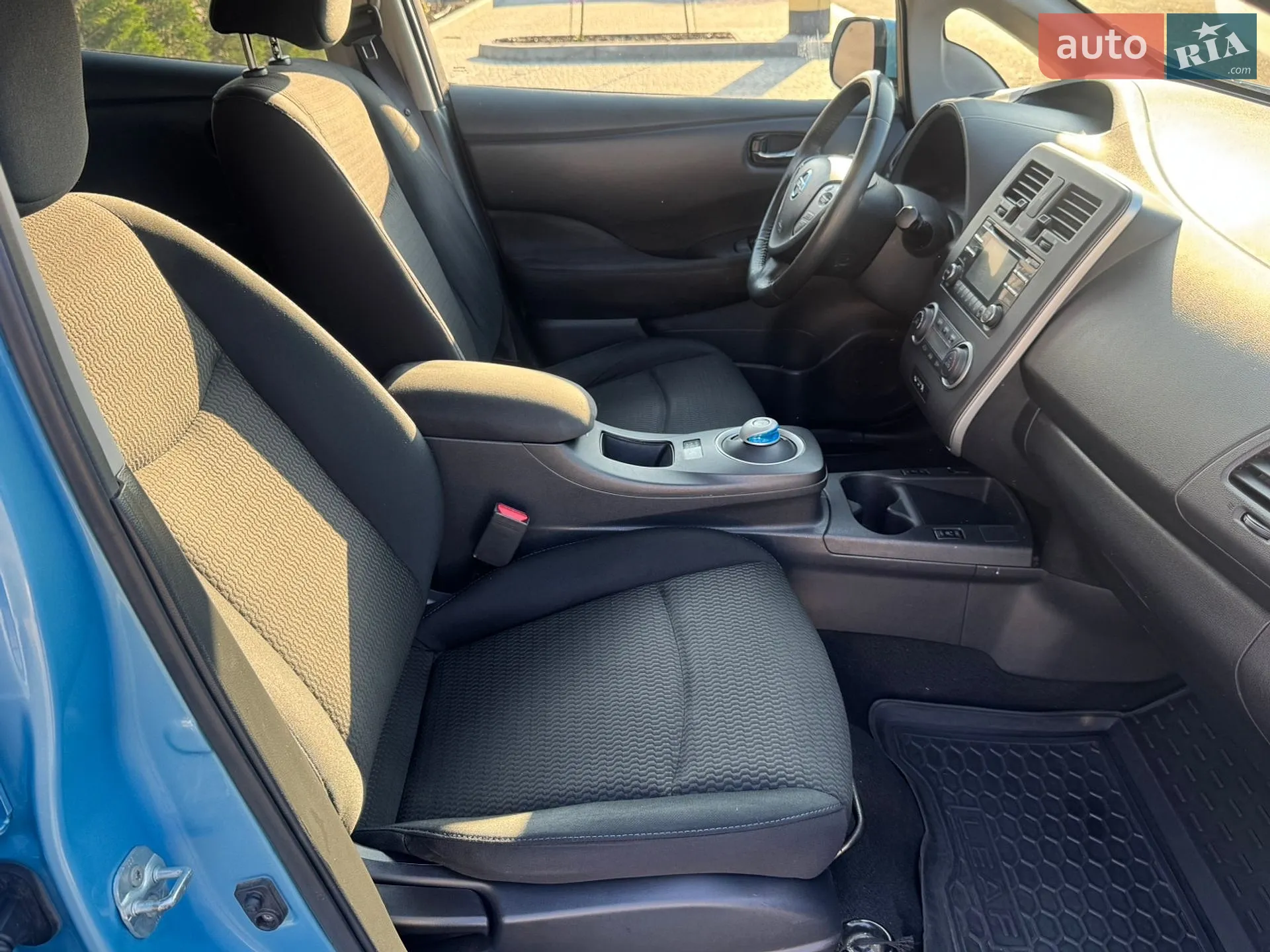 2014 Nissan Leaf - мініатюра 33