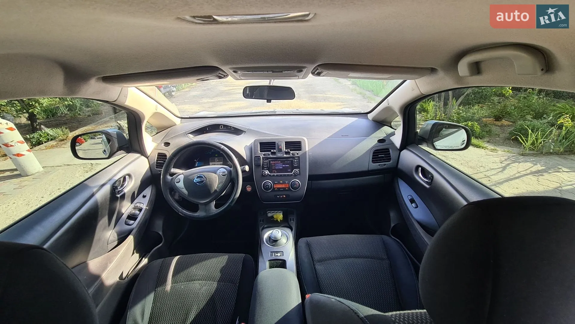 2015 Nissan Leaf - мініатюра 15