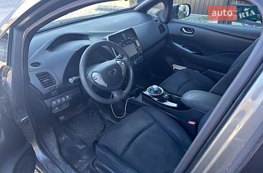 Хэтчбек Nissan Leaf 2015 в Львове