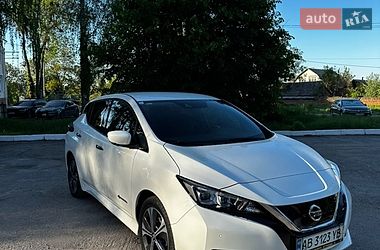Хэтчбек Nissan Leaf 2019 в Виннице