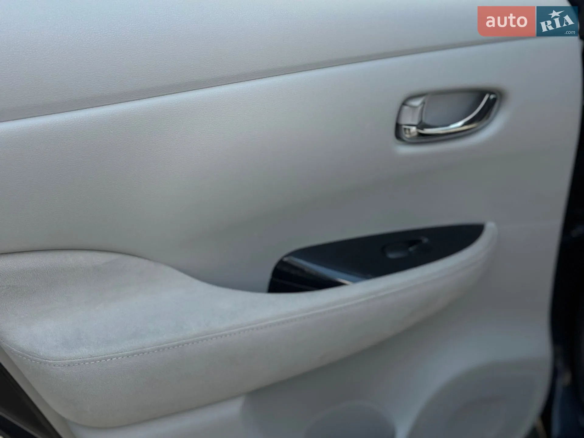 2012 Nissan Leaf - мініатюра 15