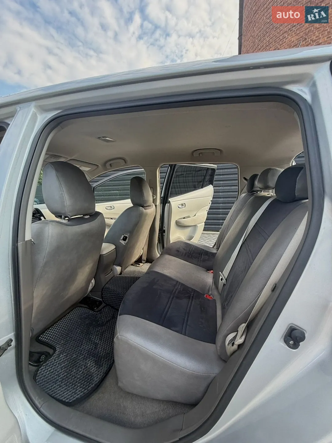 2012 Nissan Leaf - мініатюра 7