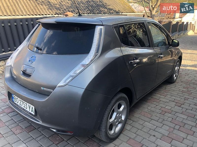 Хэтчбек Nissan Leaf 2017 в Тернополе
