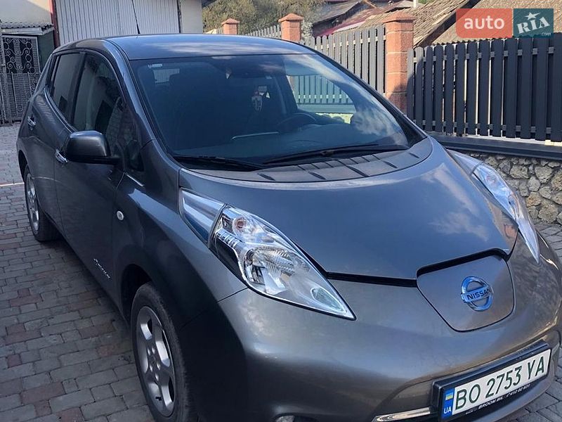 Хэтчбек Nissan Leaf 2017 в Тернополе
