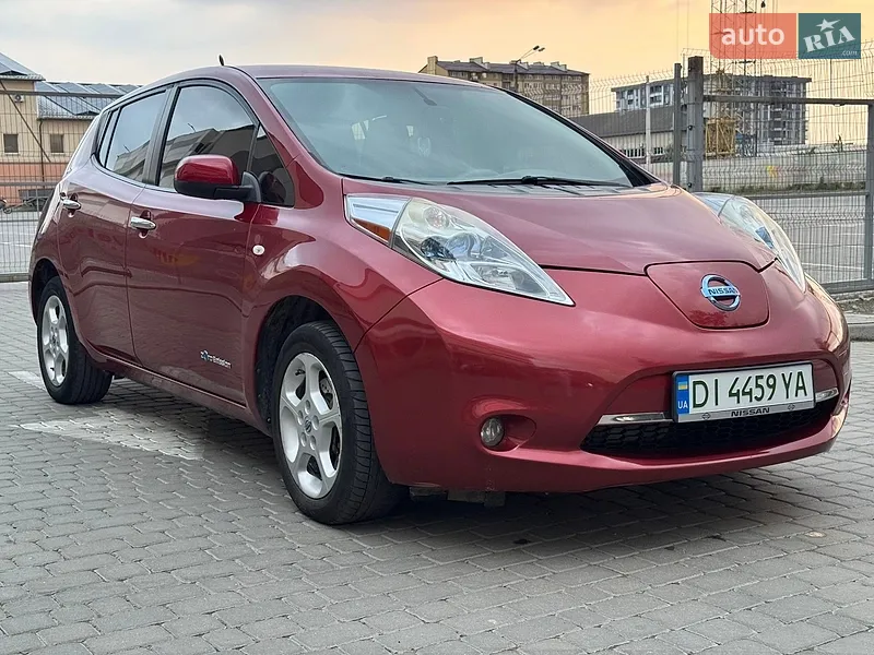 Nissan Leaf 2012