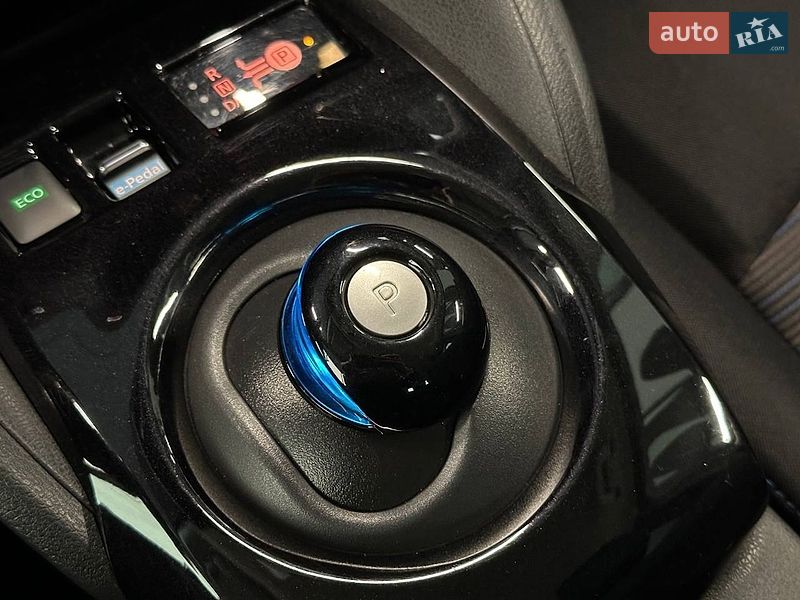 Хэтчбек Nissan Leaf 2020 в Львове