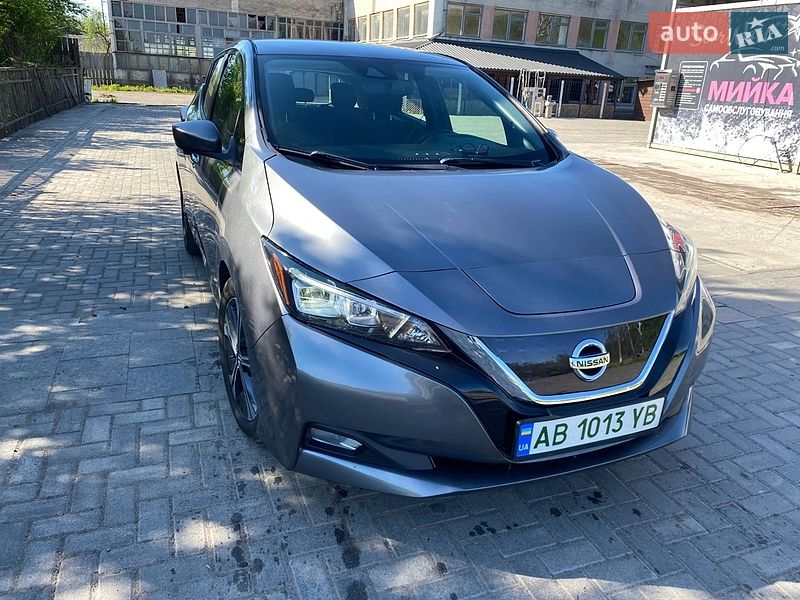Хетчбек Nissan Leaf 2021 в Вінниці
