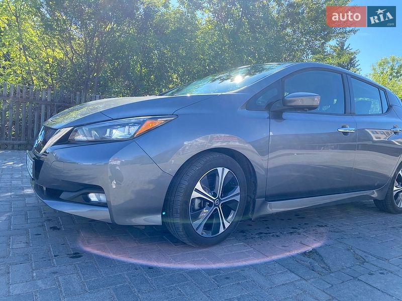 Хетчбек Nissan Leaf 2021 в Вінниці