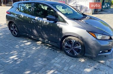 Хетчбек Nissan Leaf 2021 в Вінниці