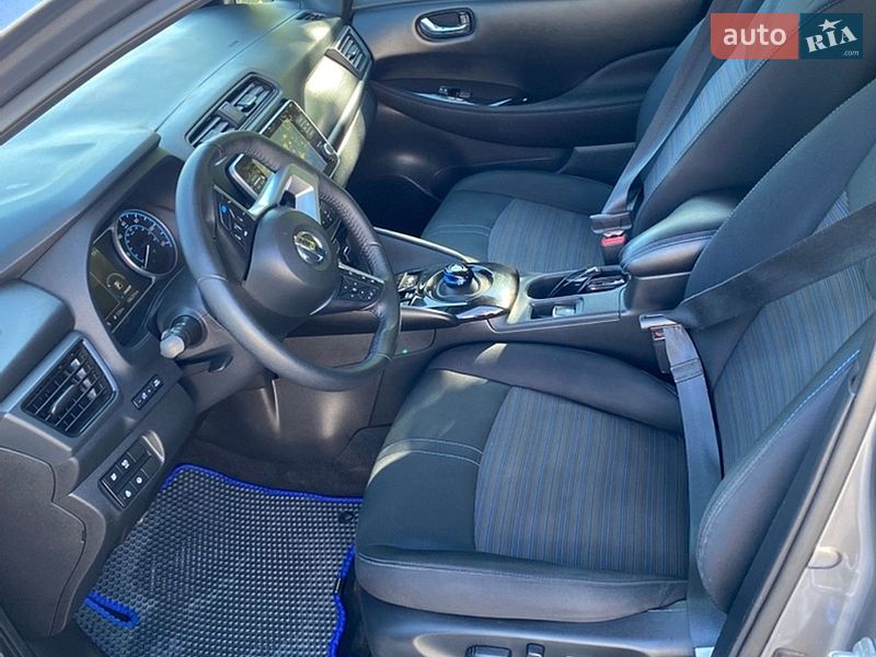 Хетчбек Nissan Leaf 2021 в Вінниці