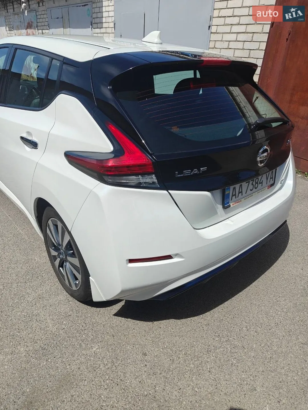 2017 Nissan Leaf - мініатюра 6