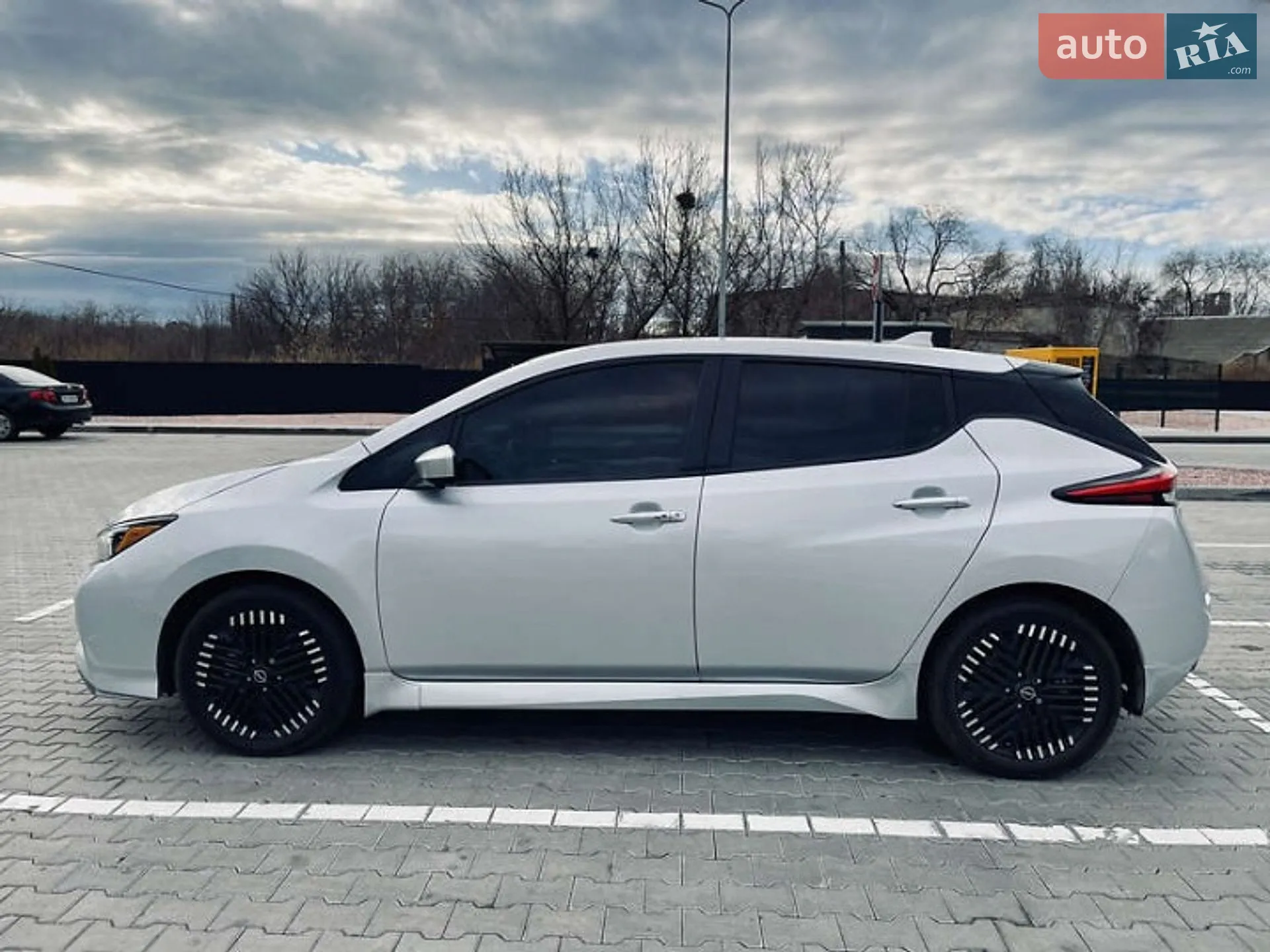 2022 Nissan Leaf - мініатюра 13