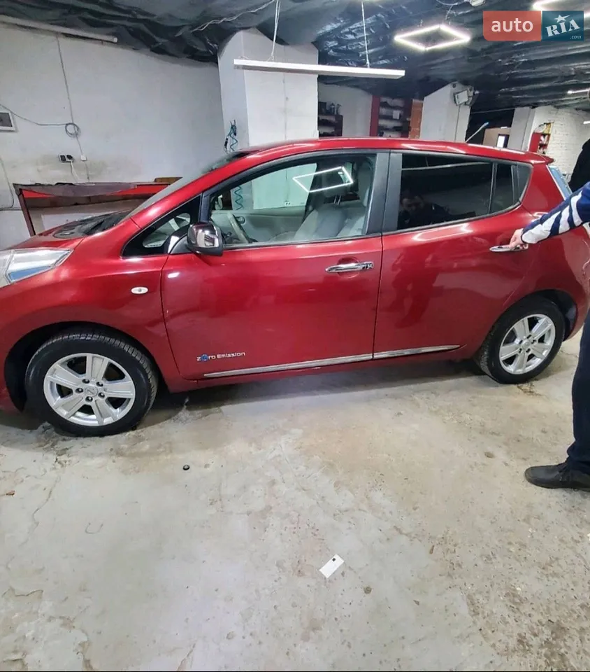 2012 Nissan Leaf - мініатюра 18