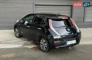 Хэтчбек Nissan Leaf 2016 в Киеве