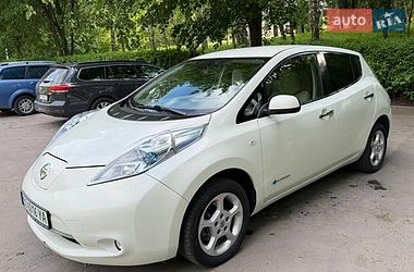 Хетчбек Nissan Leaf 2013 в Тернополі