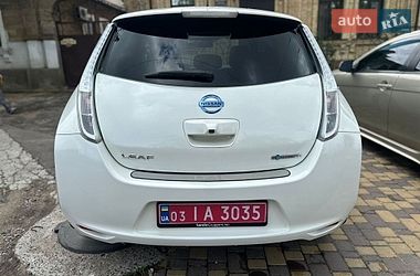 Хэтчбек Nissan Leaf 2017 в Николаеве