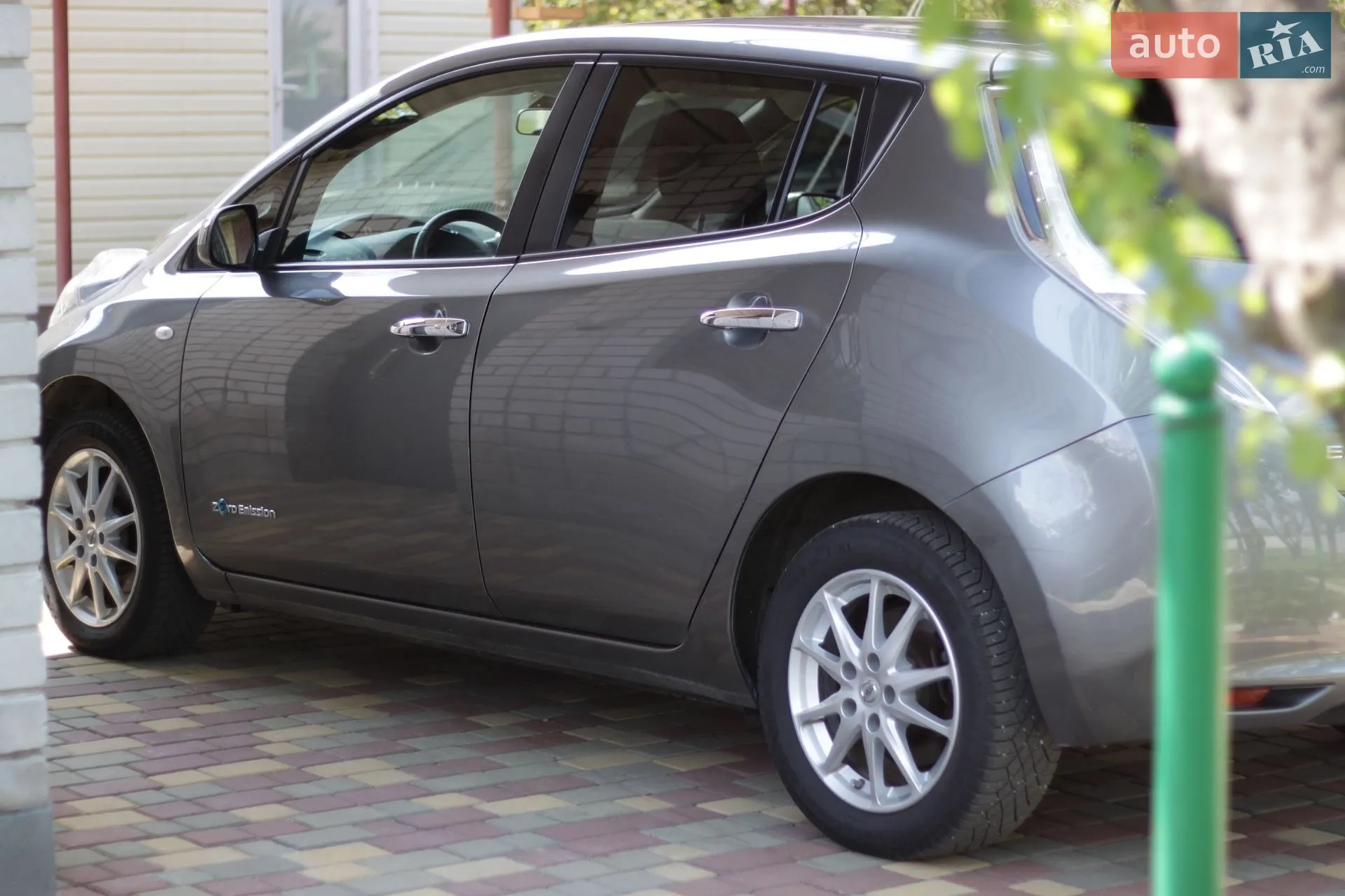 2016 Nissan Leaf - мініатюра 9