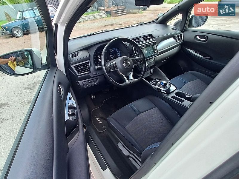Хэтчбек Nissan Leaf 2018 в Житомире