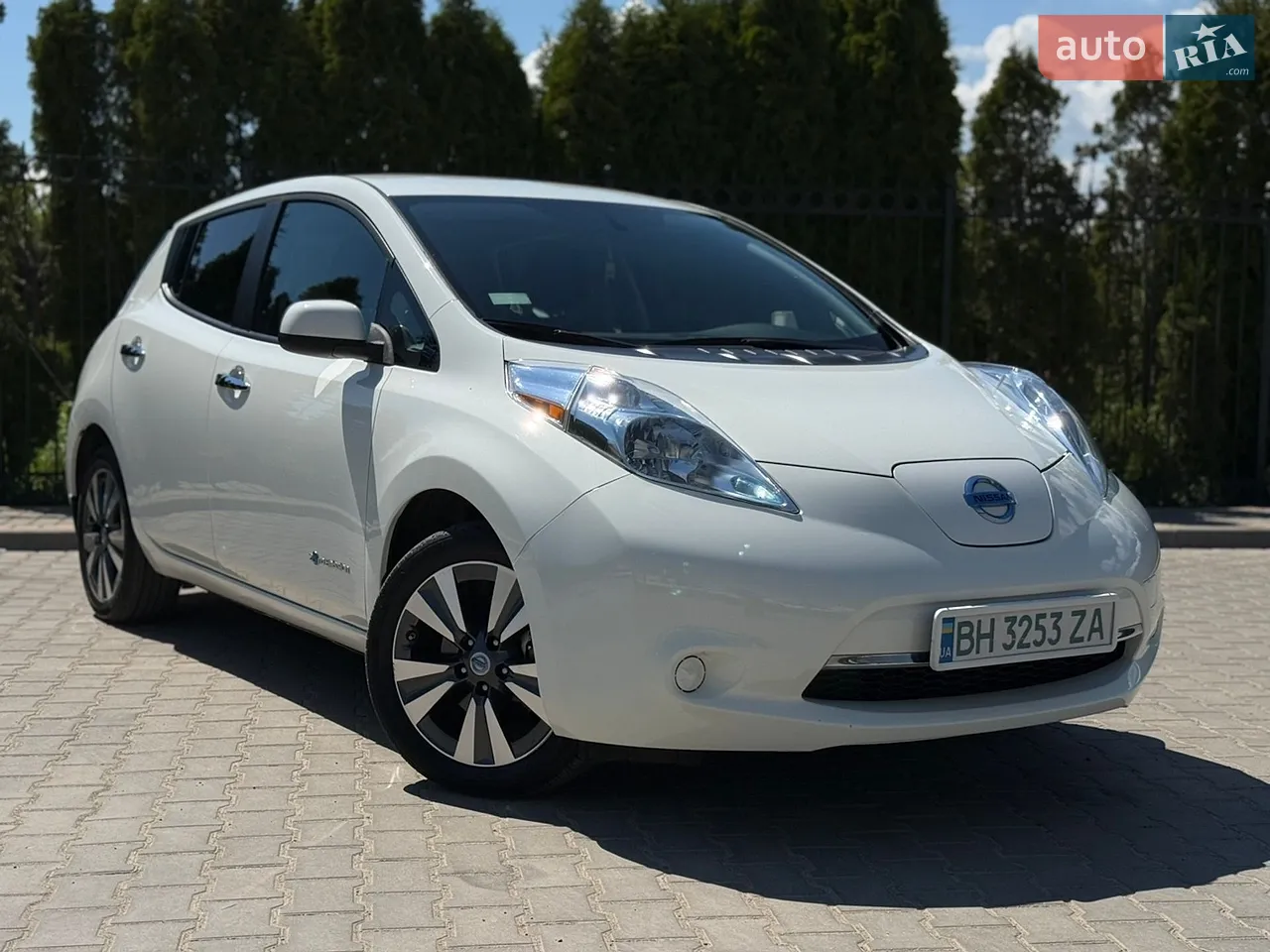 2017 Nissan Leaf - мініатюра 16