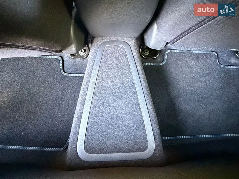 Nissan Leaf 2019 VIN SJNFAAZE1U0075586 фото оголошення 63 з 159