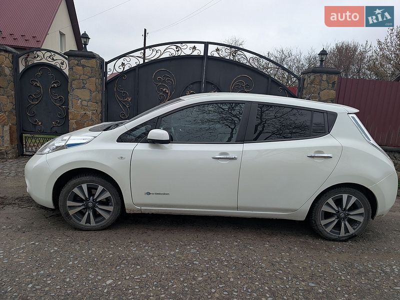 Nissan Leaf 2017
