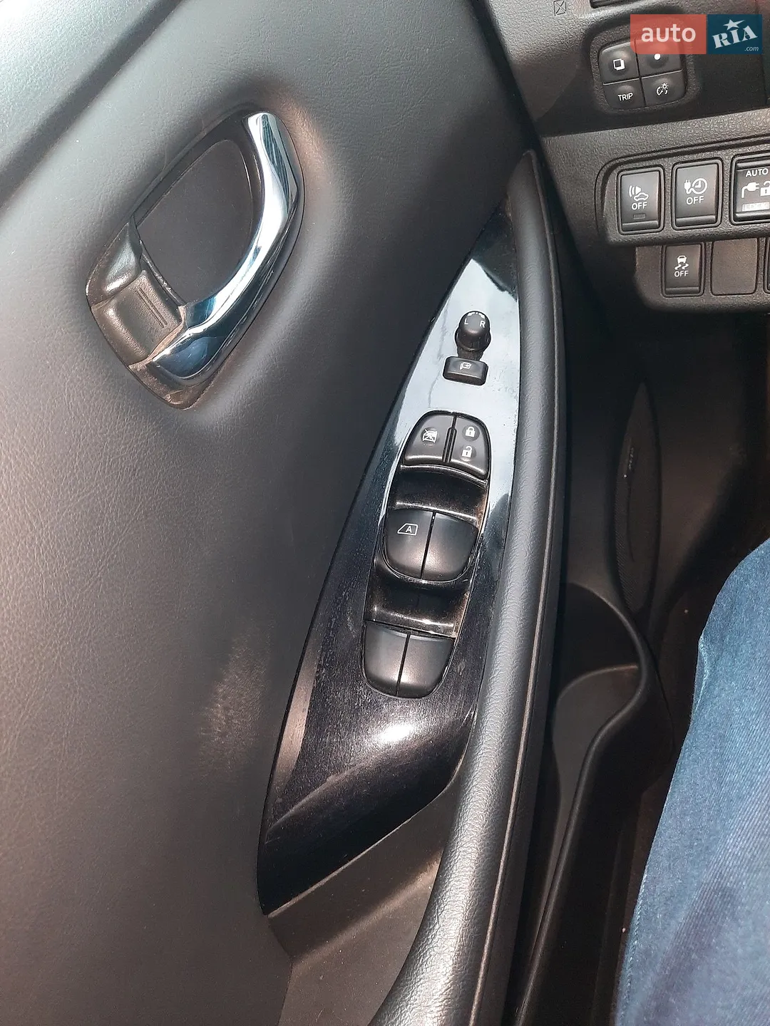 2016 Nissan Leaf - мініатюра 12