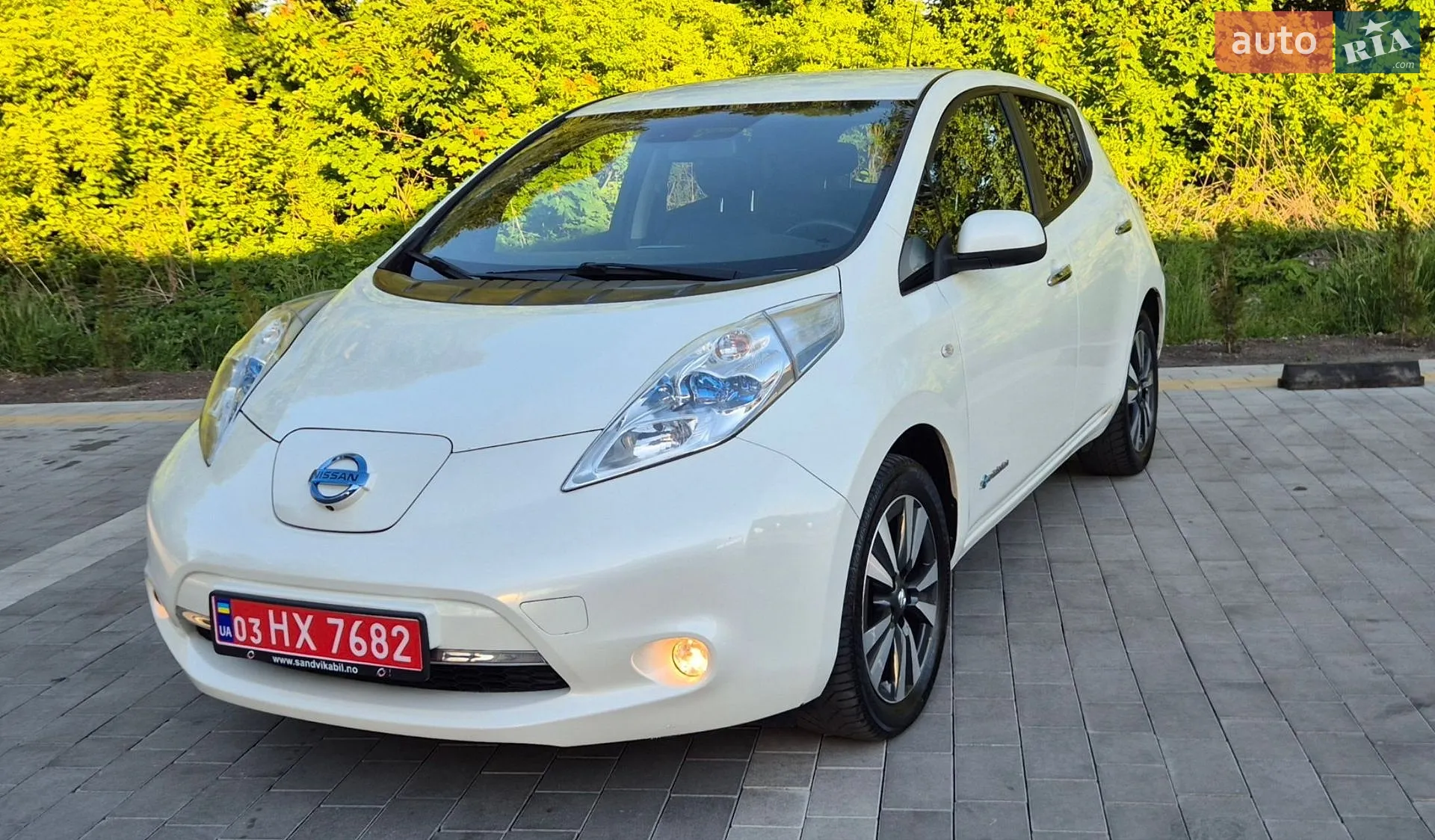 2015 Nissan Leaf - мініатюра 8