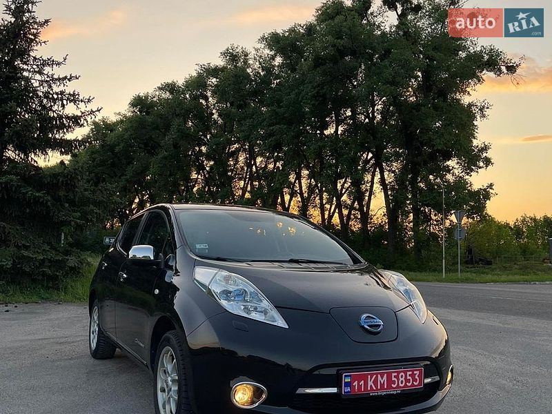 Хетчбек Nissan Leaf 2014 в Звенигородці фото 13 Хетчбек Nissan Leaf 2014 в Звенигородці